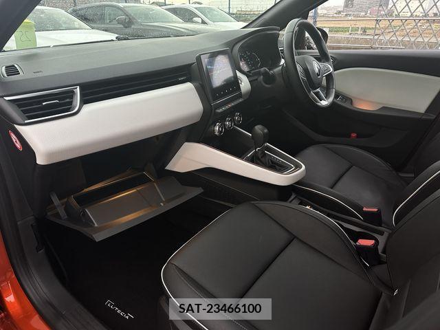 Renault LUTECIA 2022-03 221117-16