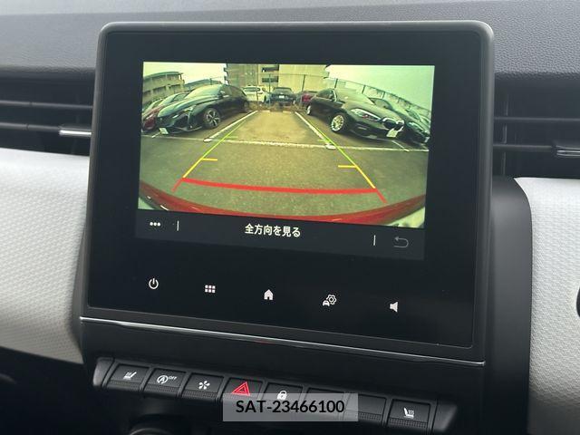 Renault LUTECIA 2022-03 221117-3
