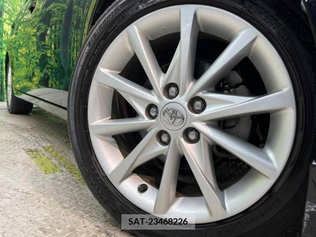 Toyota PRIUS ALPHA 2012-09 344807-13