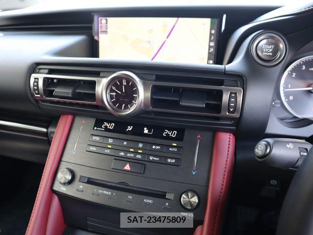 Lexus RC 2020-10 304427-13