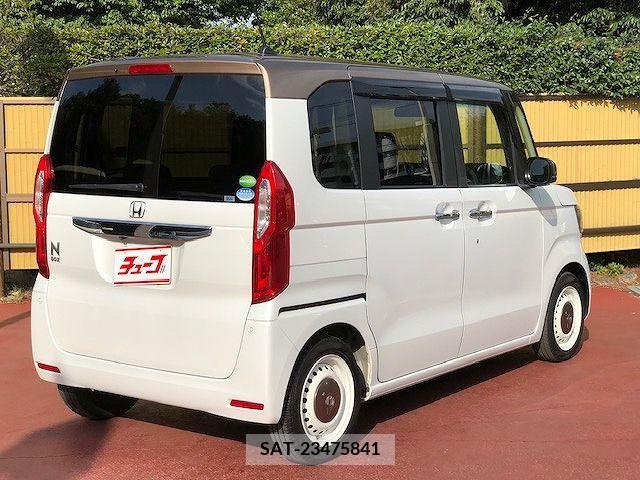 Honda N BOX 2019-03 241898-2