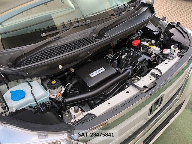 Honda N BOX 2019-03 241898-27