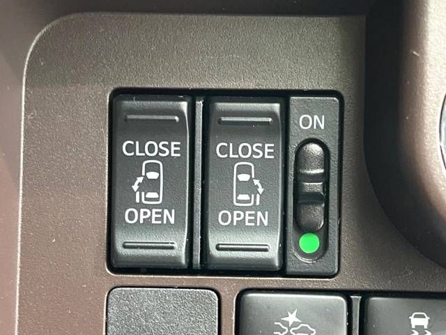 Toyota ROOMY 2017-08 21569-3