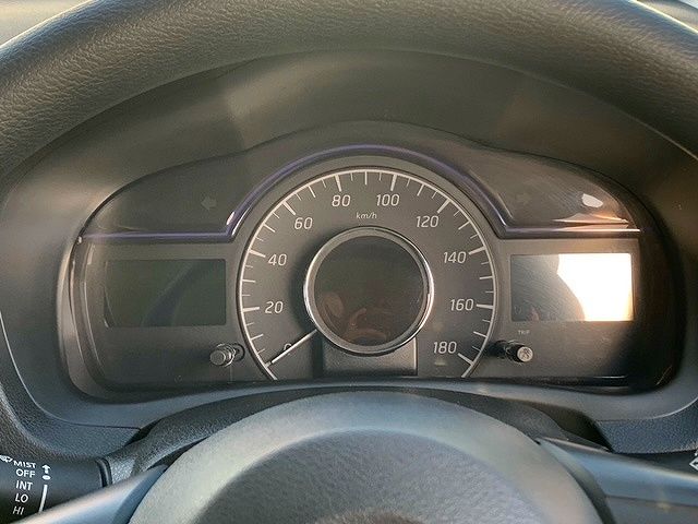 Nissan NOTE 2018-05 24517-7