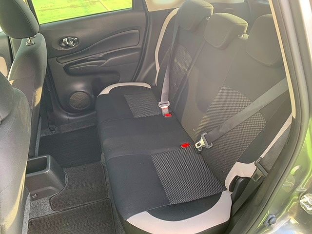 Nissan NOTE 2018-05 24517-9
