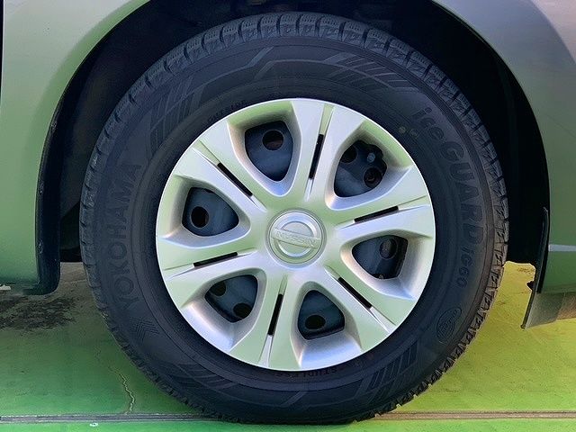 Nissan NOTE 2018-05 24517-26