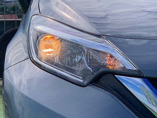 Nissan NOTE 2018-05 24517-25
