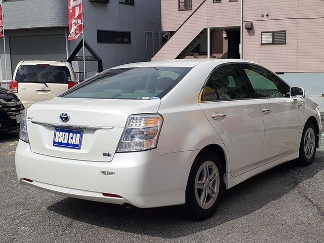 Toyota SAI 2011-08 16871-2