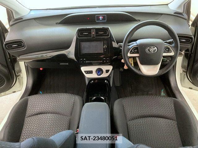 Toyota PRIUS 2018-05 346637-1
