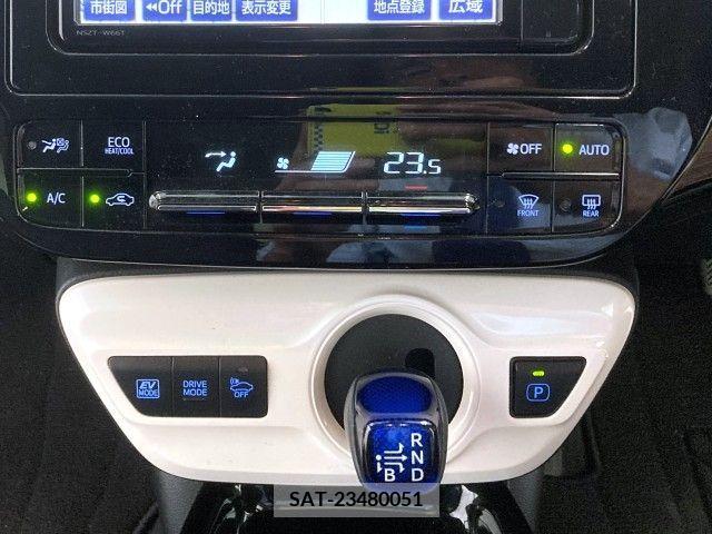 Toyota PRIUS 2018-05 346637-17
