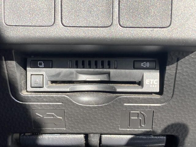 Toyota TANK 2018-02 189738-13