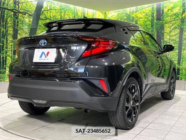 Toyota C-HR 2020-11 240388-17