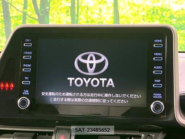 Toyota C-HR 2020-11 240388-4