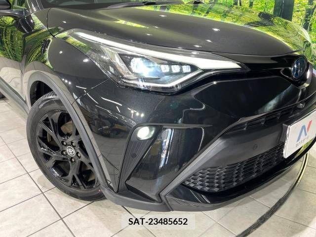Toyota C-HR 2020-11 240388-12