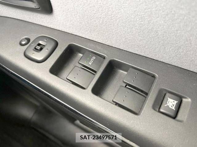 Mazda VERISA 2009-09 253478-7