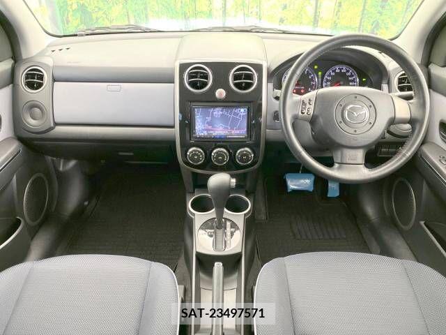 Mazda VERISA 2009-09 253478-1