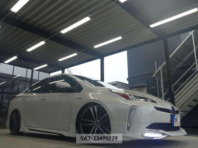 Toyota PRIUS 2019-12 366311-9