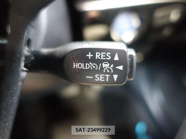 Toyota PRIUS 2019-12 366311-19