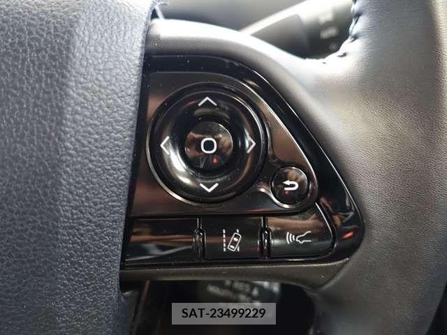 Toyota PRIUS 2019-12 366311-18