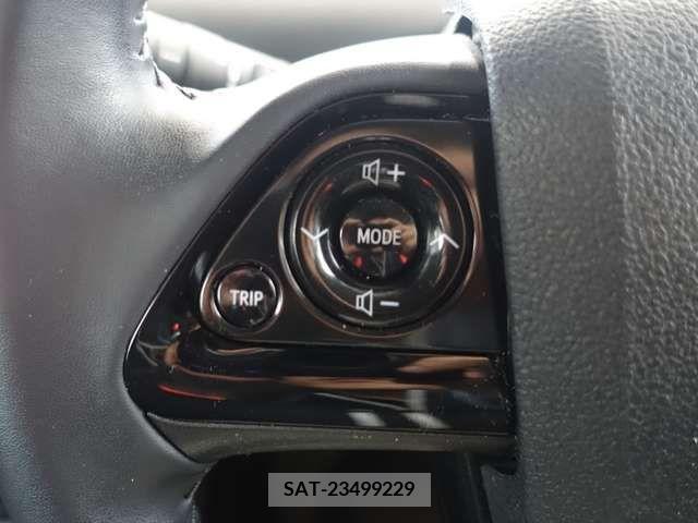 Toyota PRIUS 2019-12 366311-17