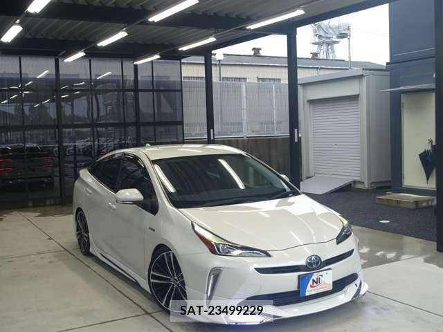 Toyota PRIUS 2019-12 366311-10