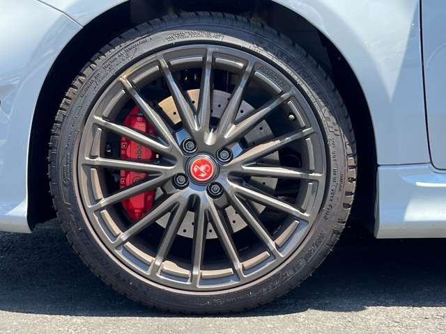 Abarth 695 2022-12 7592-9
