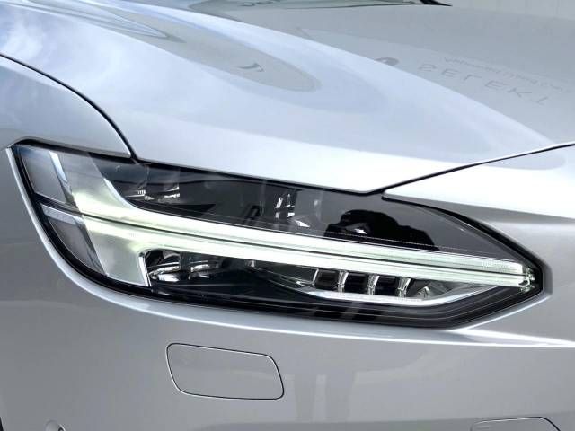 Volvo V90 2017-07 9579-14