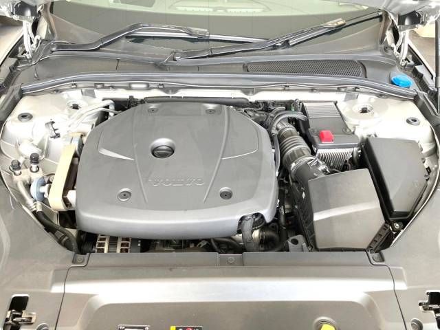 Volvo V90 2017-07 9579-19