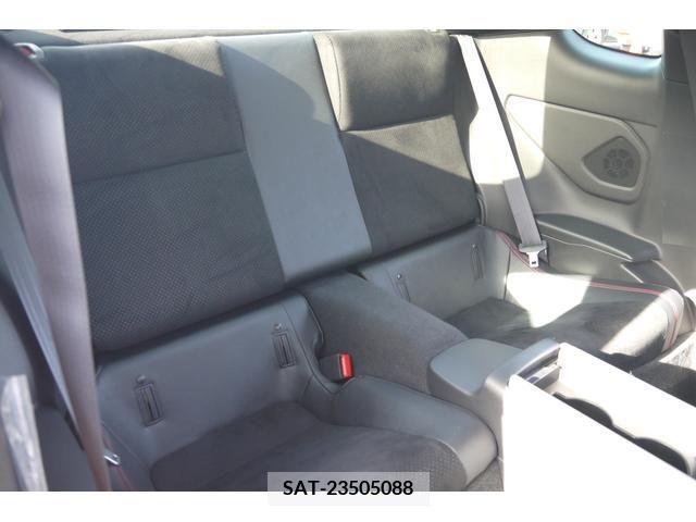 Subaru BRZ 2021-10 294661-18