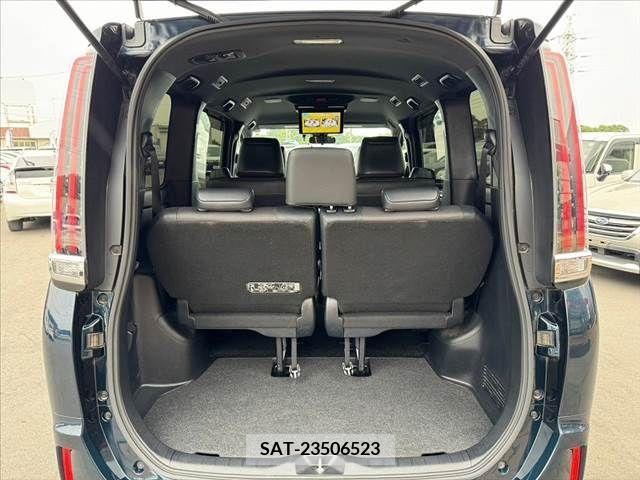 Toyota ESQUIRE 2017-11 297195-18