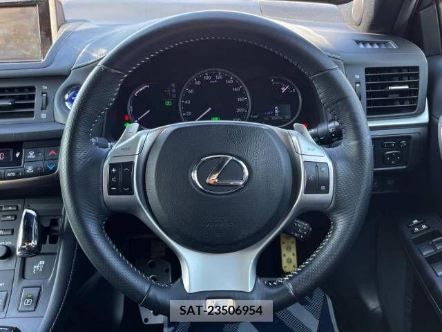 Lexus CT 2011-02 362725-11