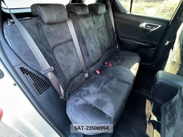 Lexus CT 2011-02 362725-9