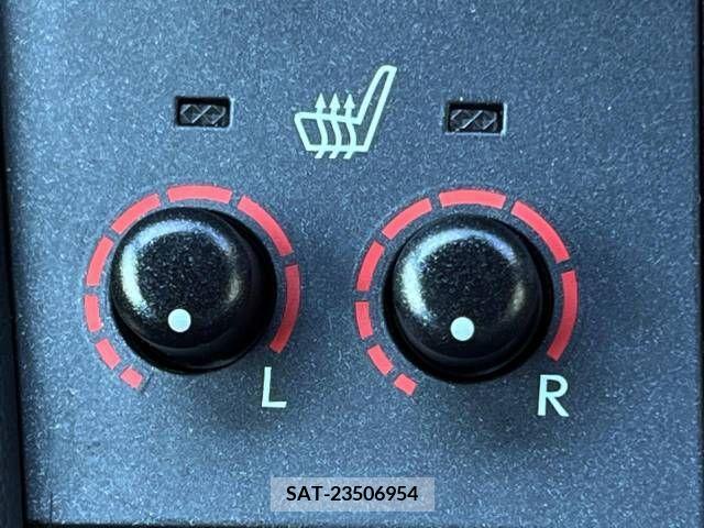 Lexus CT 2011-02 362725-7