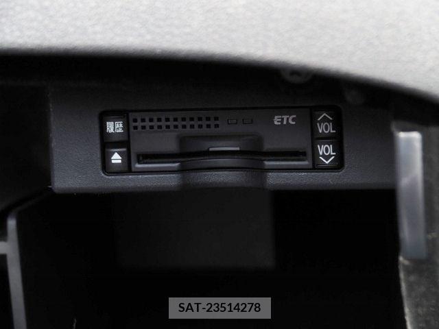 Lexus IS 2010-10 202717-26