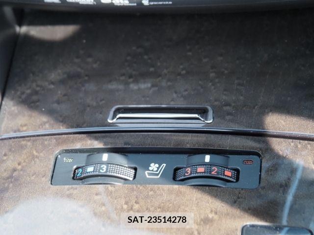 Lexus IS 2010-10 202717-24