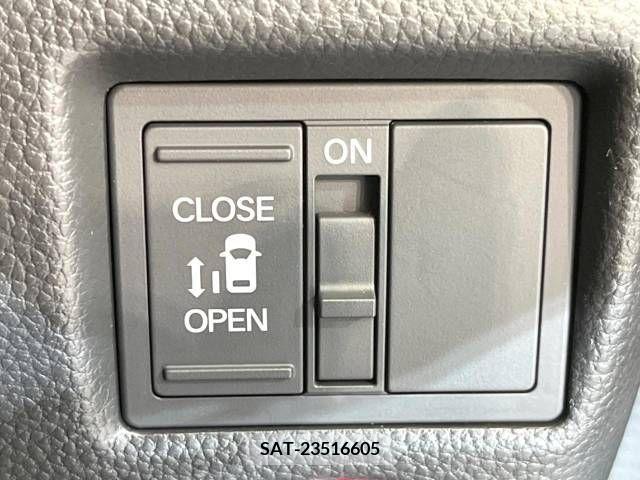 Honda N BOX CUSTOM 2023-04 278906-6