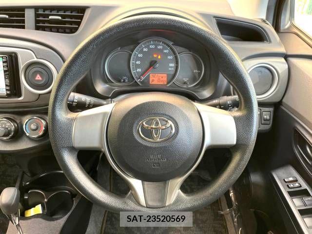 Toyota VITZ 2013-07 327386-11
