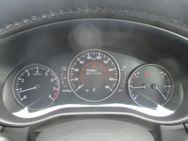 Mazda CX-30 2020-08 22834-12