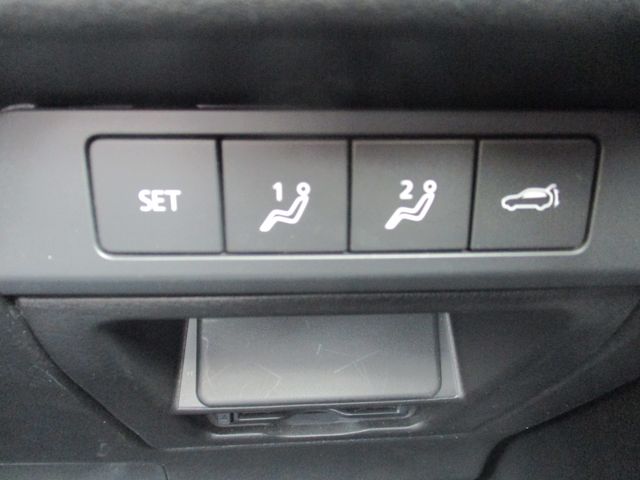 Mazda CX-30 2020-08 22834-20