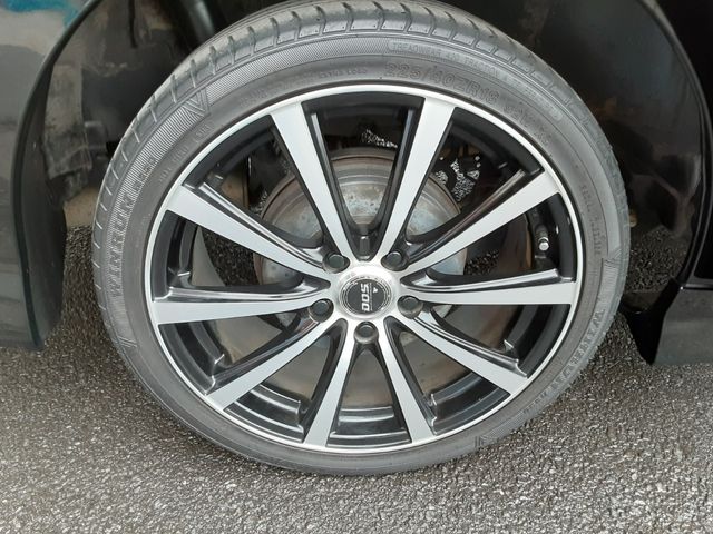Toyota ISIS 2014-01 5845-4
