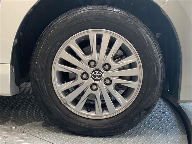 Toyota ESQUIRE 2015-10 9877-17