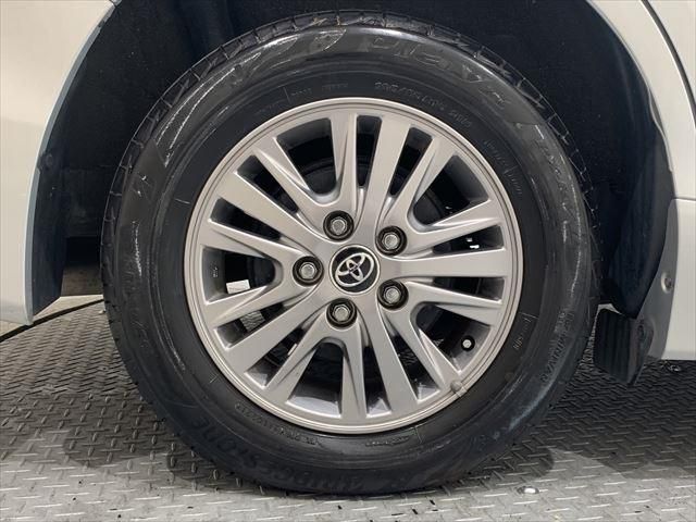 Toyota ESQUIRE 2015-10 9877-16