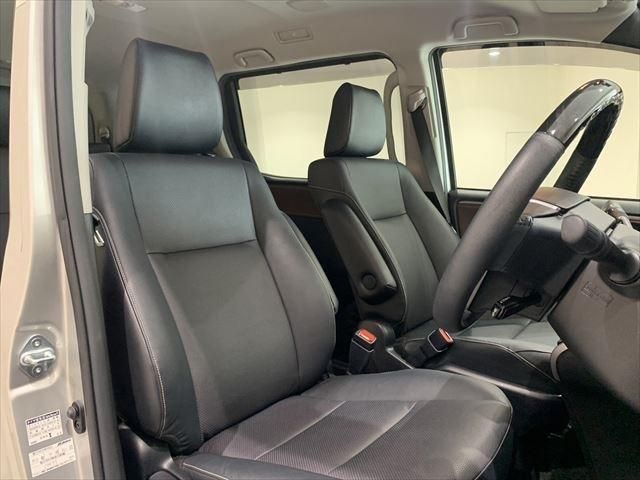 Toyota ESQUIRE 2015-10 9877-19
