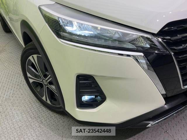Nissan KICKS 2021-02 212171-12