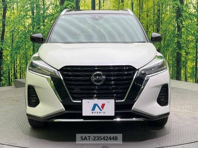 Nissan KICKS 2021-02 212171-14
