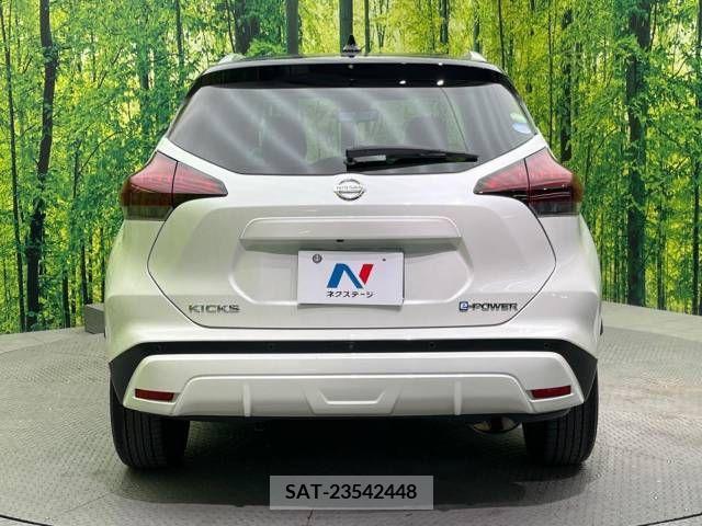 Nissan KICKS 2021-02 212171-15