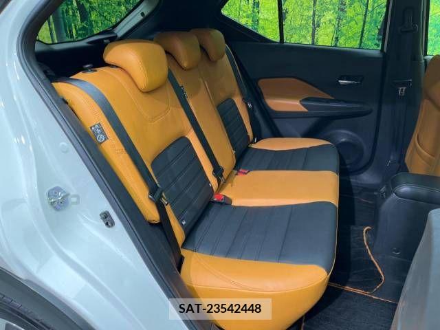 Nissan KICKS 2021-02 212171-9