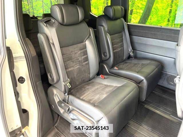 Honda e 2023-01 339237-8