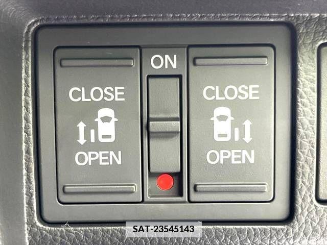 Honda e 2023-01 339237-6