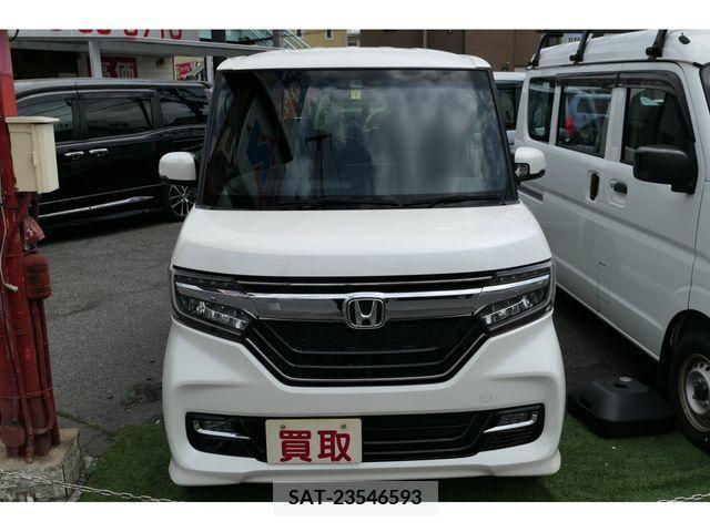 Honda N BOX CUSTOM 2018-01 233808-1